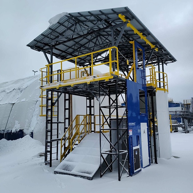 Выборгский район. ПАО "Новатэк" использует учебно-тренировочный полигон "Альпинист 03-06-2"для своих тренировок специалистов